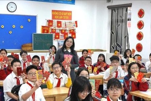 Hơn 2,3 triệu học sinh Hà Nội trở lại trường sau kỳ nghỉ Tết
