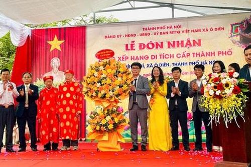 Xã Ô Diên đón nhận Bằng xếp hạng Di tích lịch sử cấp thành phố đền Chính Khí