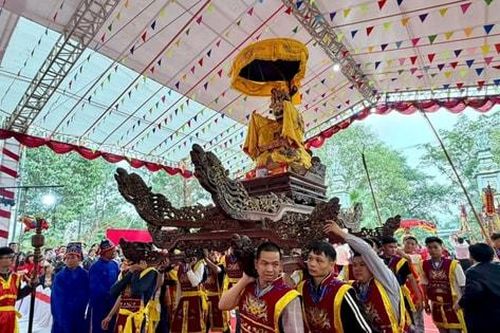 Đoài Phương khai mạc Lễ hội truyền thống Cụm di tích quốc gia đền Măng Sơn