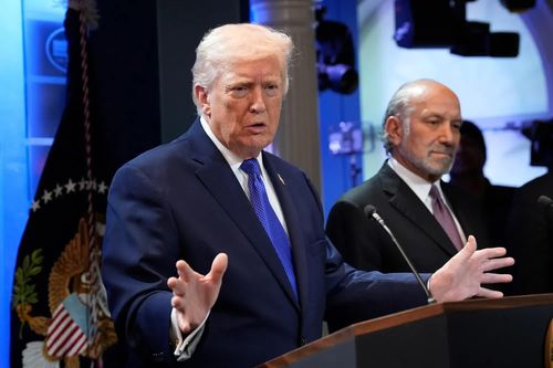 Thắng lợi lớn của ông Trump về hồ sơ mật