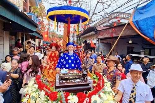 Nghi lễ tôn vinh tiền nhân và ký ức cộng đồng vùng biển đảo
