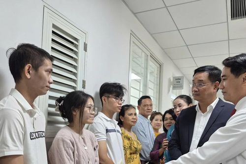Bí thư Đà Nẵng: Xây dựng hệ sinh thái y tế đủ mạnh để 'sánh vai' 2 đầu đất nước