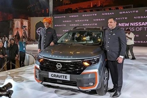 Cận cảnh xe MPV 7 chỗ Nissan Gravite ra mắt tại Ấn Độ