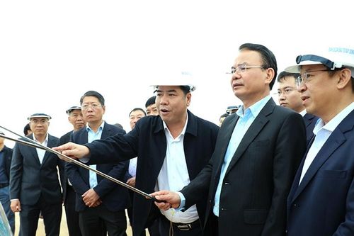 Ninh Bình: Động viên sản xuất, đẩy nhanh tiến độ công trình trọng điểm đầu xuân 2026