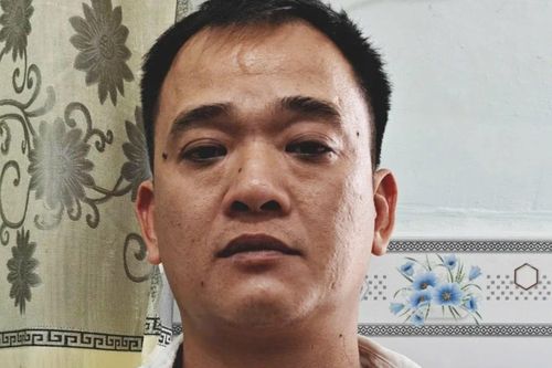 Đâm chết bạn nhậu rồi đi đầu thú