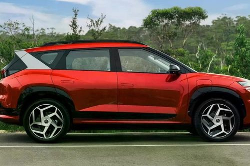 Hyundai ra mắt SUV điện ngoại hình lạ
