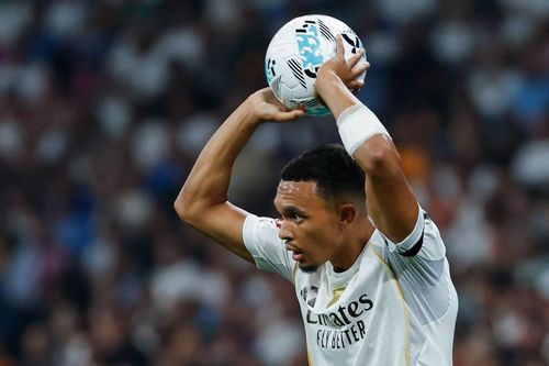 MU lên kế hoạch kéo Trent Alexander-Arnold trở lại Ngoại hạng Anh