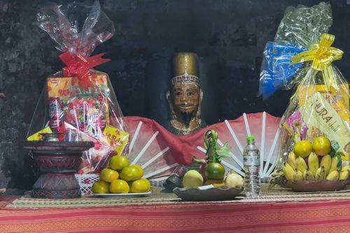 Bảo vật của người Chăm và Raglai ở Khánh Hòa