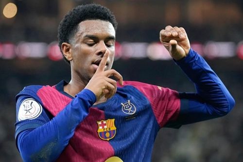 Alejandro Balde: Lời giải cho tử huyệt hành lang trái của Manchester United