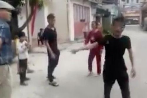 Công an khẩn trương xử lý vụ đòi tiền đỗ xe trái quy định trước cổng chùa Gôi
