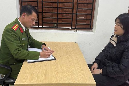 Đối tượng truy nã đặc biệt nguy hiểm ra đầu thú sau 11 năm lẩn trốn ở nước ngoài