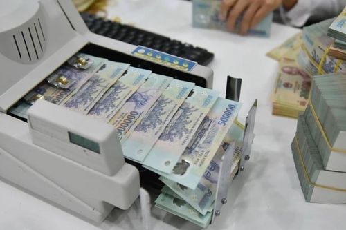 Cạnh tranh lãi suất huy động trực tuyến tăng nhiệt