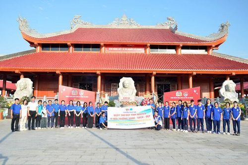 Khơi dậy khát vọng tuổi trẻ