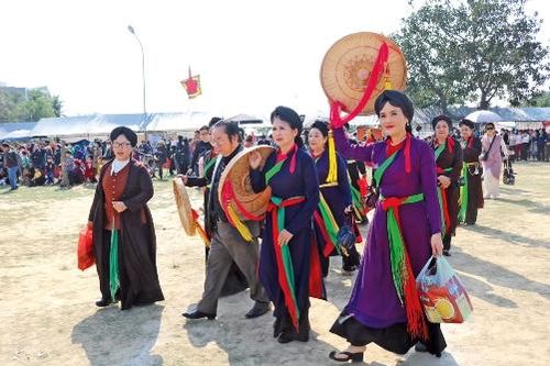 Giêng, Hai mùa hát hội