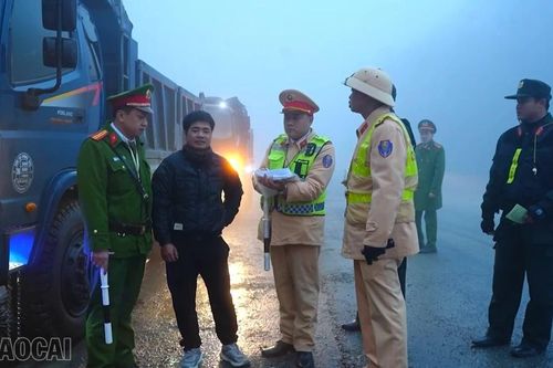 Giữ bình yên trên những cung đường