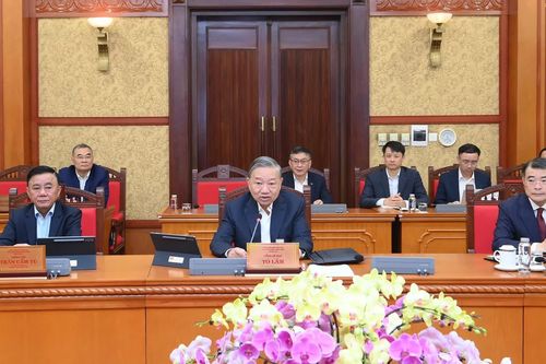 Tổng Bí thư: Tuyệt đối không để xảy ra tình trạng du Xuân kéo dài, lơ là nhiệm vụ