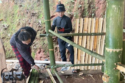 Đầu xuân lên bản Mông Đồn Đèn