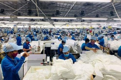 Trường hợp hàng dệt may còn tồn nguyên phụ liệu và hàng chưa xuất khẩu thì thuế GTGT kê khai thế nào?