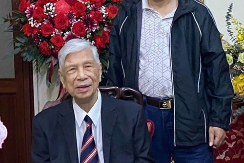 Chúc Thọ Anh hùng Trung tướng Đặng Quân Thụy 99 mùa Xuân