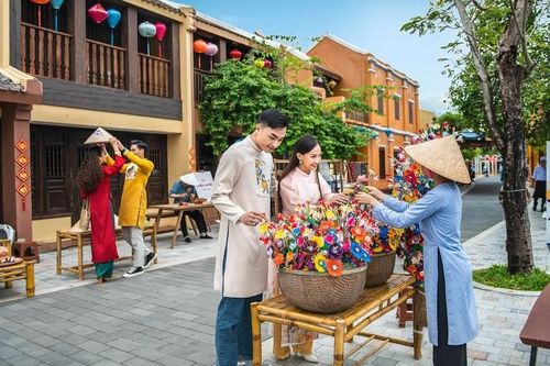 Du xuân Bính Ngọ chuẩn bị 9 điều để trọn vẹn may mắn, an toàn
