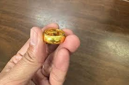 Đi tập thể dục, người đàn ông báo tin bị cướp 1 lượng vàng