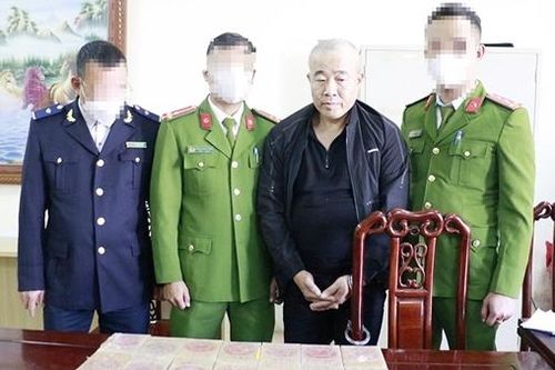Đột kích 'sào huyệt' ma túy, thu giữ 22 bánh heroin ngay trong đêm