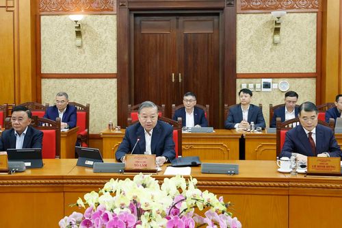 Ban Bí thư yêu cầu chuẩn bị nội dung trình Hội nghị Trung ương 2 trong tháng 3