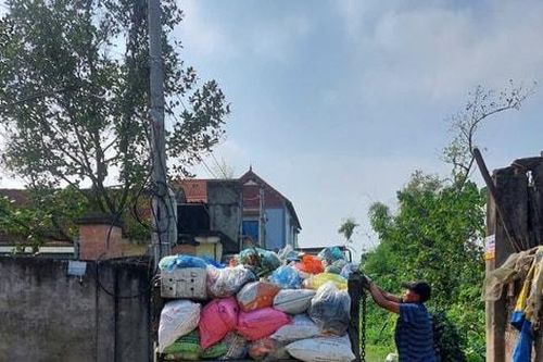 Hà Nội nỗ lực thu gom, xử lý rác thải sau Tết
