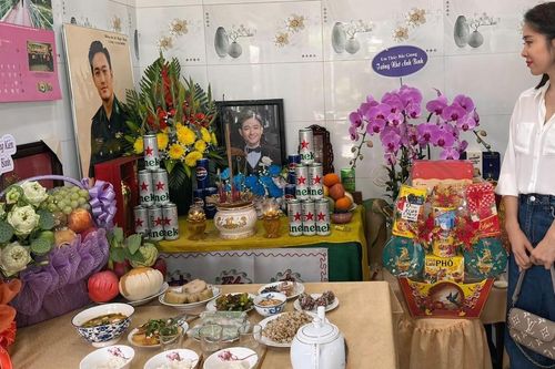 Lê Phương tưởng nhớ cố nghệ sĩ Quý Bình