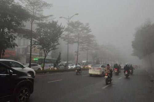 Miền Bắc mưa phùn, nồm ẩm trước khi chuyển nắng oi bức