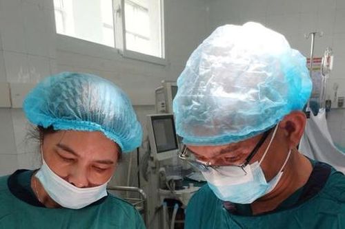 Đà Nẵng: Nỗ lực 90 phút, bác sĩ cứu sống bệnh nhân nguy kịch