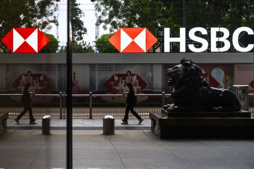 HSBC báo lãi vượt dự báo