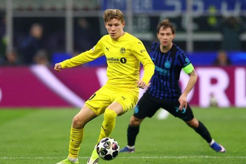 Kẻ lạ mặt làm rung chuyển Champions League