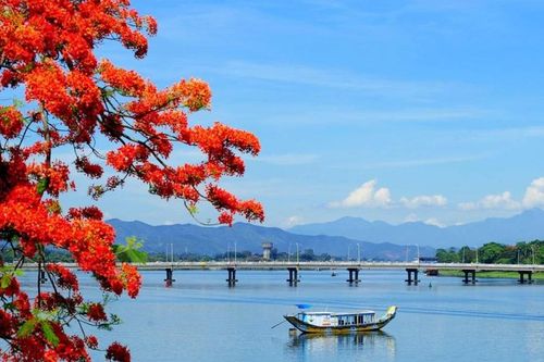 Ghé Huế - điểm đến trăng mật lãng mạn hàng đầu thế giới năm 2026