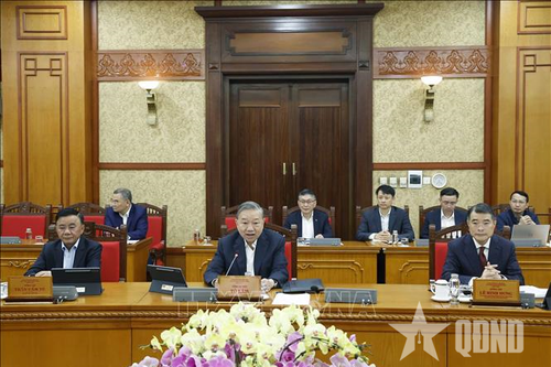 Nêu gương là 'mệnh lệnh không lời'