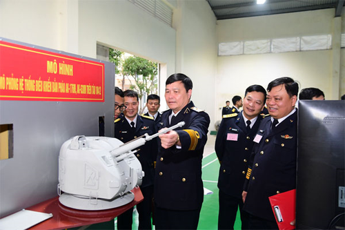 Vùng 1 Hải quân: Hội thi mô hình học cụ, bài giảng năm 2026