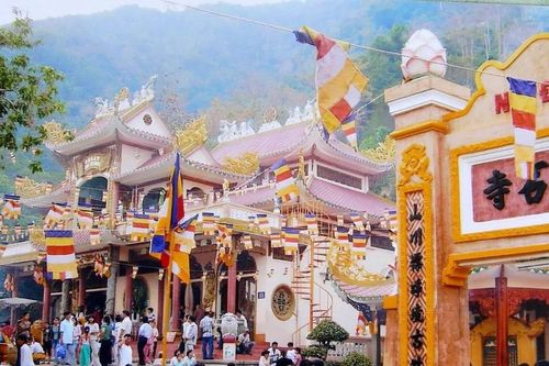 Gợi ý 5 điểm du xuân tâm linh miền Nam không nên bỏ lỡ đầu năm