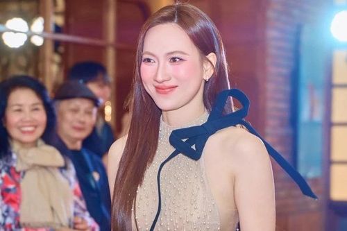 Trường Giang bị hất văng