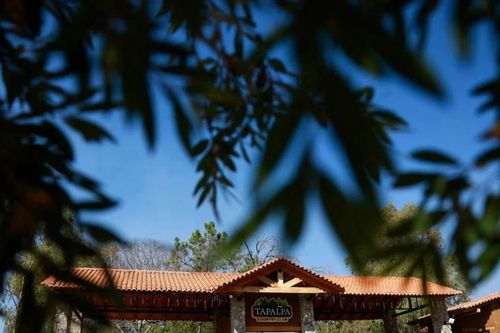 Bên trong biệt thự nơi trùm ma túy khét tiếng Mexico bị phục kích