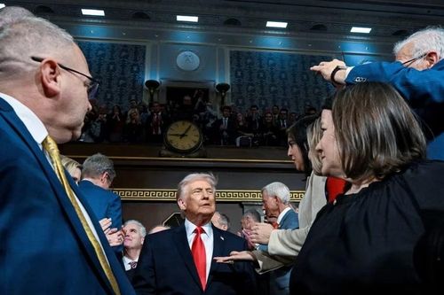 Những phát biểu đáng chú ý trong Thông điệp Liên bang dài kỷ lục của Tổng thống Mỹ Trump
