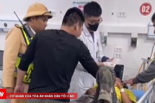 Hỗ trợ kịp thời người đàn ông sốt cao, sùi bọt mép tới bệnh viện