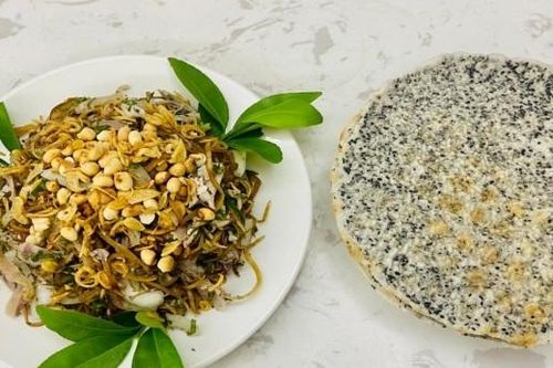 Cách làm nộm hoa chuối trắng giòn để giải ngấy sau Tết