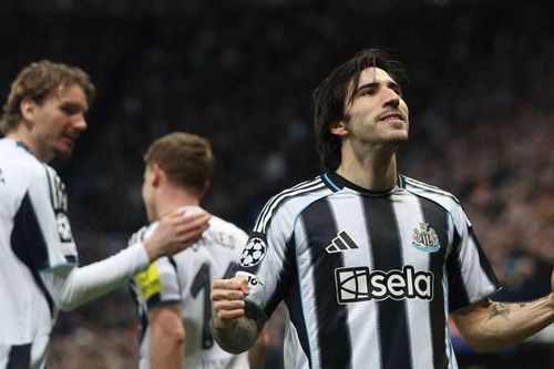 Sandro Tonali tỏa sáng rực rỡ trước Qarabag: Lời khẳng định đắt giá gửi tới Man Utd và Arsenal