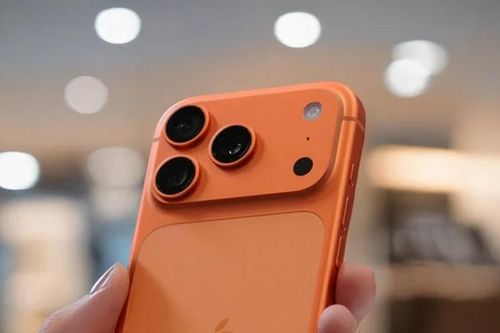 Vai trò thầm lặng của chấm đen tí hon trên lưng iPhone