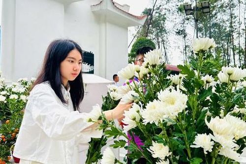 Khu di tích Quốc gia đặc biệt Ngã ba Đồng Lộc đón trên 20.000 du khách dịp Tết Bính Ngọ
