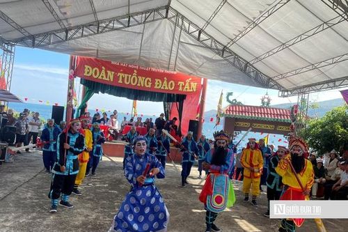 Rộn ràng lễ hội cầu ngư 200 năm tuổi ở Nhơn Lý