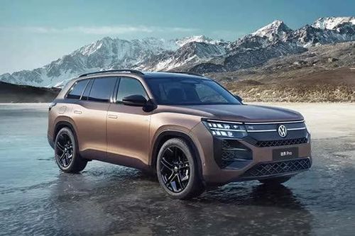 Toyota Land Cruiser Prado sắp có thêm đối thủ mới tại Việt Nam, giá từ 2,799 tỷ đồng