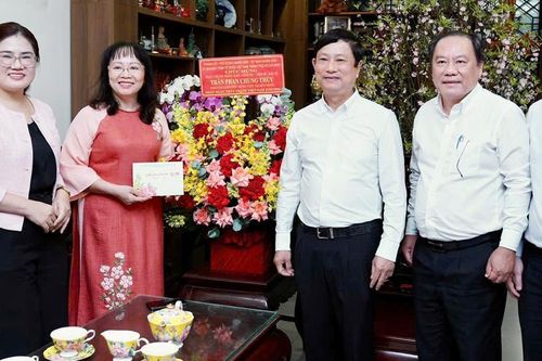 Các nữ trí thức đầu ngành Tai Mũi Họng góp phần xây dựng nên thương hiệu y tế TPHCM