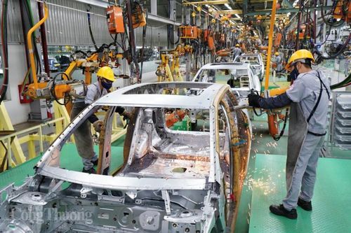 Ngành công nghiệp ô tô: Thu hẹp khoảng cách khu vực