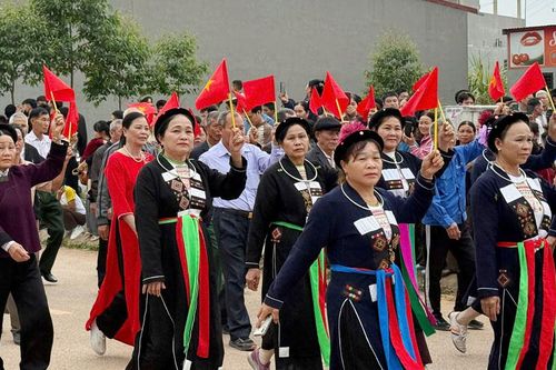 Sôi nổi Đại hội Thể dục thể thao và Ngày hội văn hóa các dân tộc thiểu số xã Biển Động lần thứ nhất